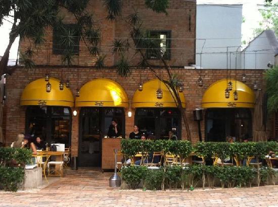 Serafina Bar e Restaurante