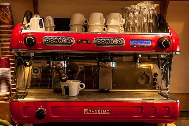 Liz Cafe