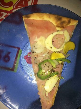 Loccal Pizzaria