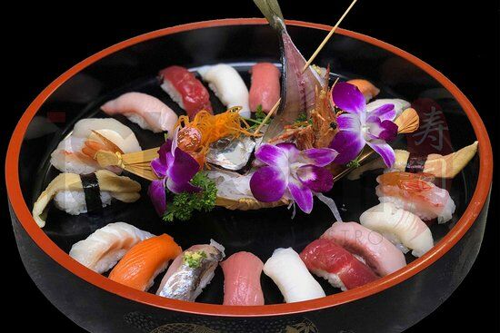 iSushi Omakase & Sake Bar